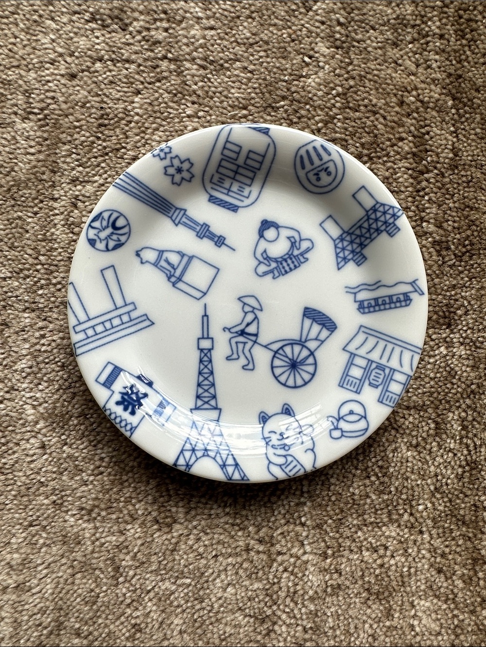 Sakuraco White Plate with Blue Oriental Design